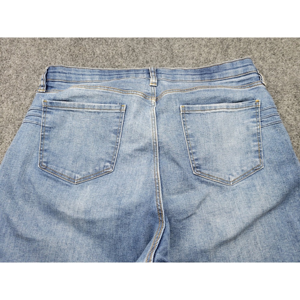 Bold Elements Cut to Curve Flare Jeans Light Wash Blue Size 18 Stretch Denim